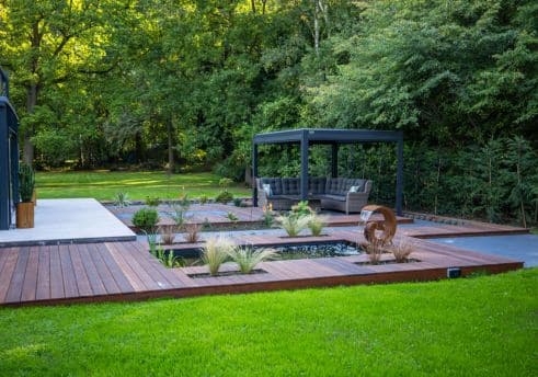 protect your garden during hot weather