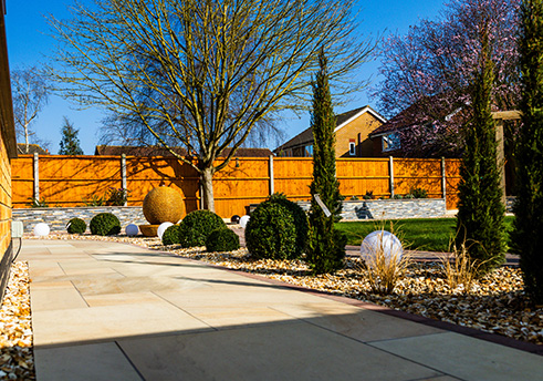 eco-friendly-garden-1
